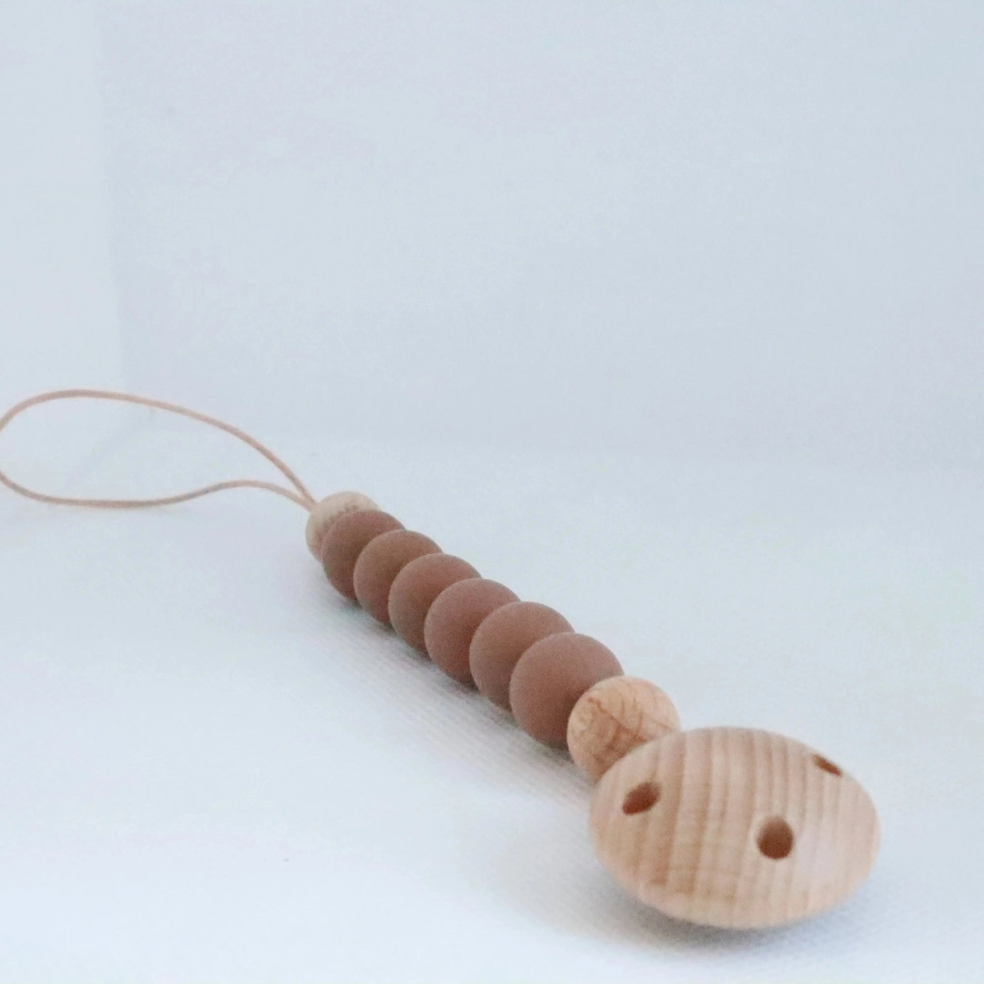 Chupetero de silicona Chocolate Bapum Bapum Kids