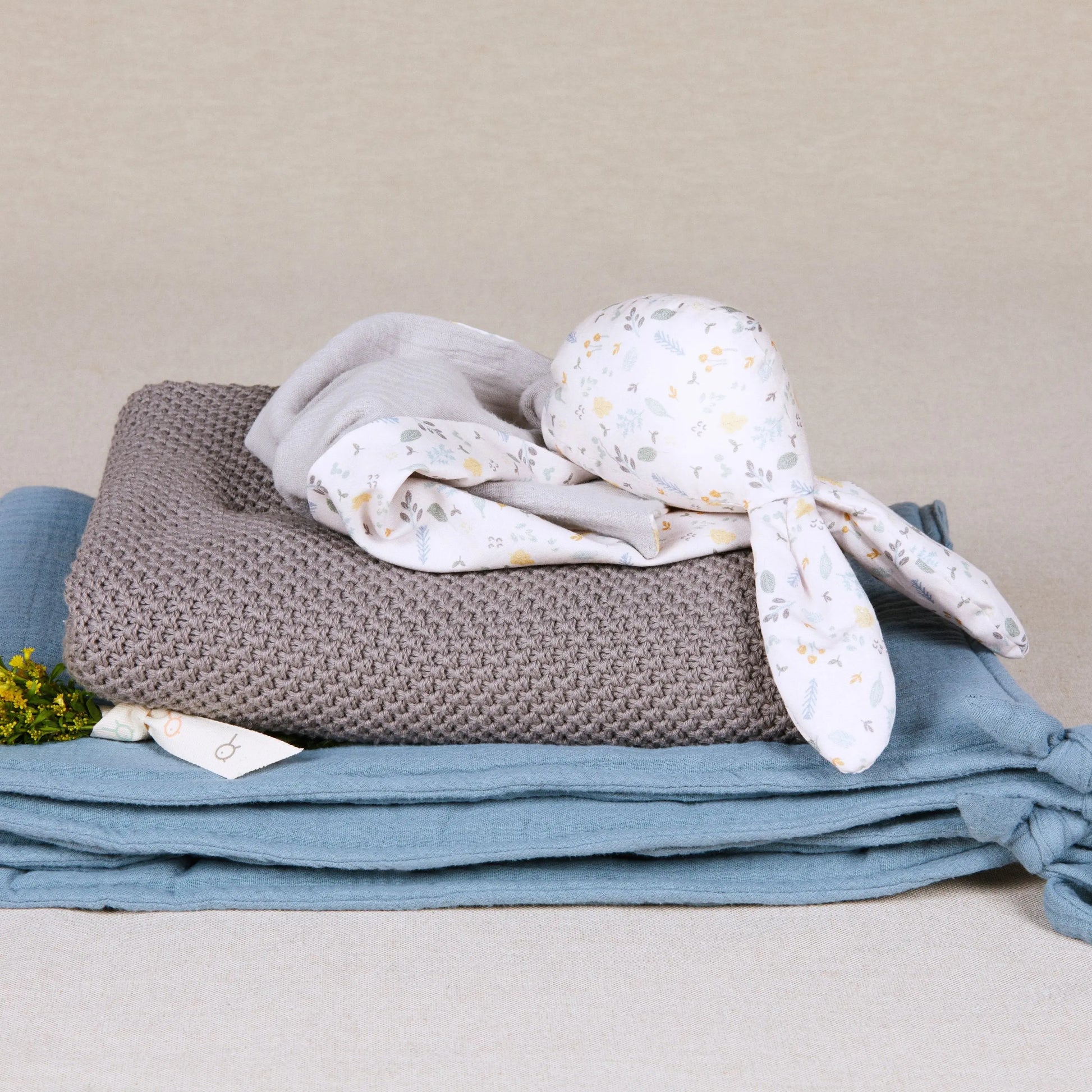Doudou conejito para bebe Floral azul Doudou conejito para bebe Bapum Kids